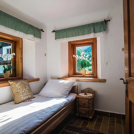 Rustic Authentic With Terrace And Wood Stove - Three Bedroom With Terrace