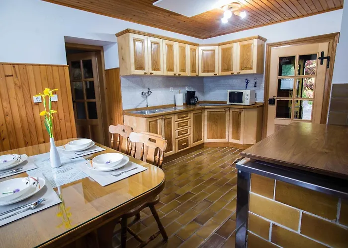 Tatil Evi Rustic Authentic With Terrace And Wood Stove - Three Bedroom With Terrace Ljubno