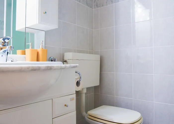 Rustic Authentic With Terrace And Wood Stove - Three Bedroom With Terrace