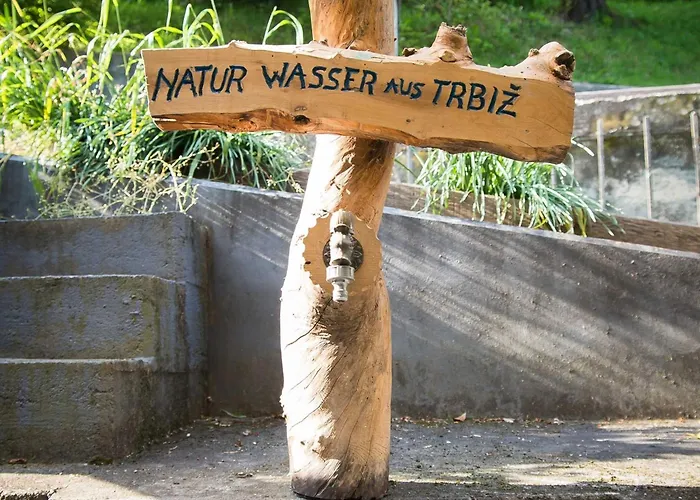 Tatil Evi Rustic Authentic With Terrace And Wood Stove - Three Bedroom With Terrace Ljubno