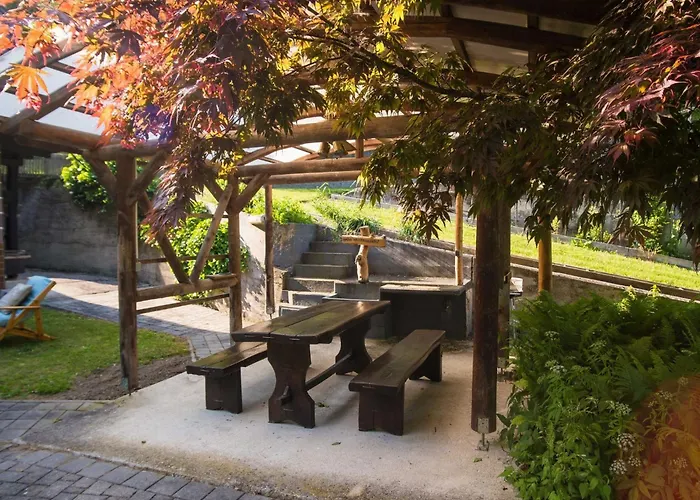 Rustic Authentic With Terrace And Wood Stove - Three Bedroom With Terrace *